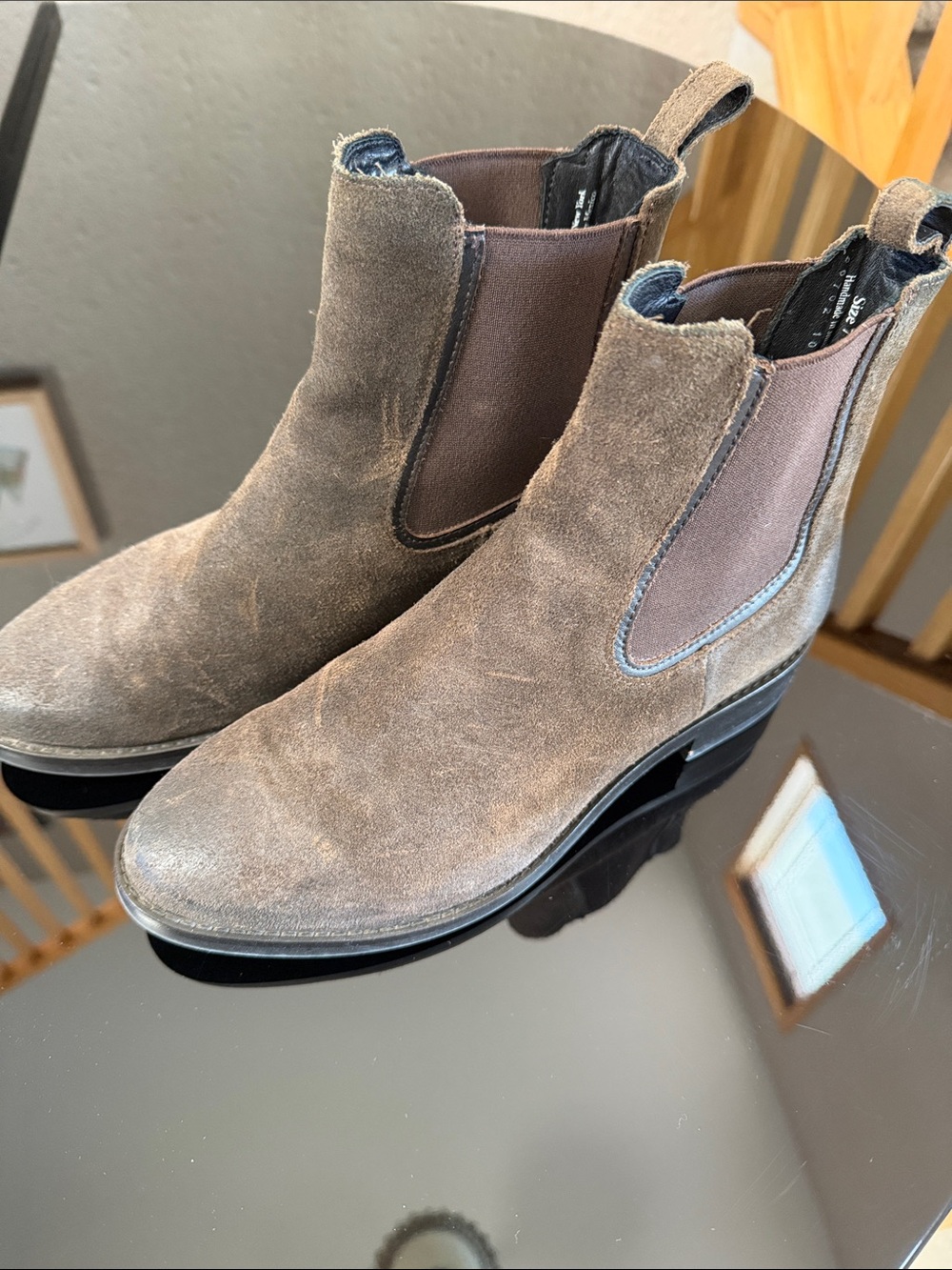 Thursday Boot Company Women's Chelsea Suede Ankle Boots in Dark Olive/brown - Picture 4 of 5